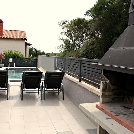 Holiday House Veli Vrh Пула Экстерьер фото